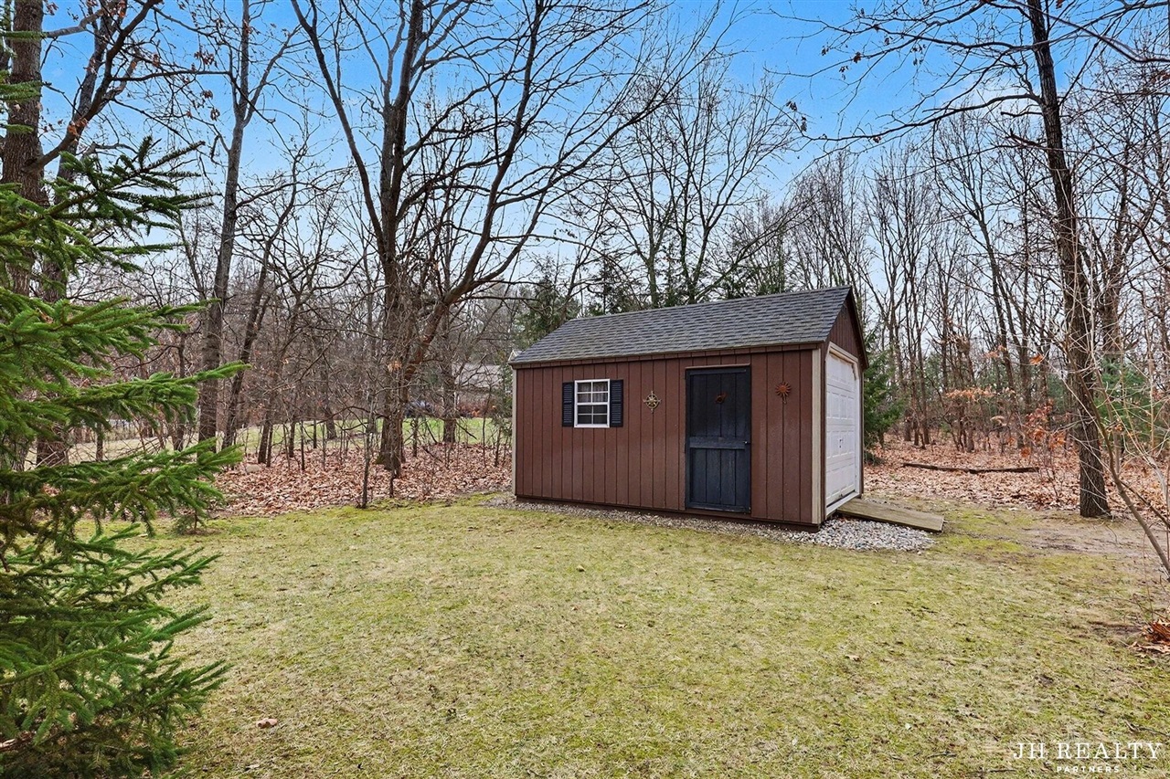 2627 Oak Highland Court, Lowell, MI, 49331