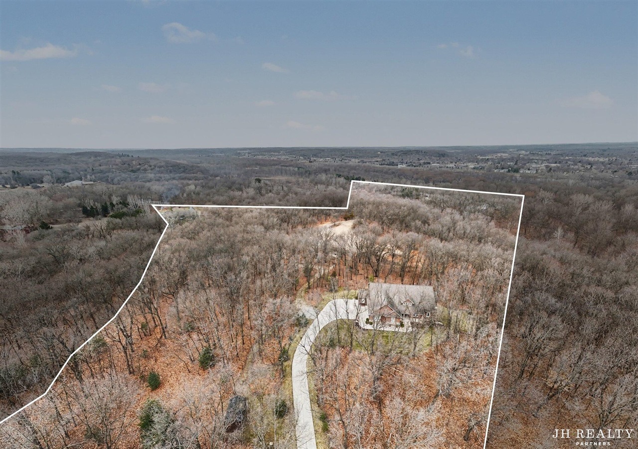 2627 Oak Highland Court, Lowell, MI, 49331