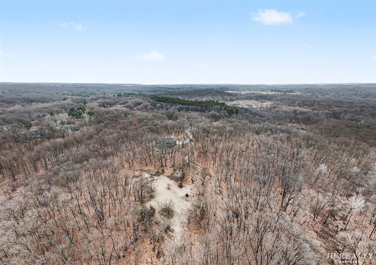 2627 Oak Highland Court, Lowell, MI, 49331