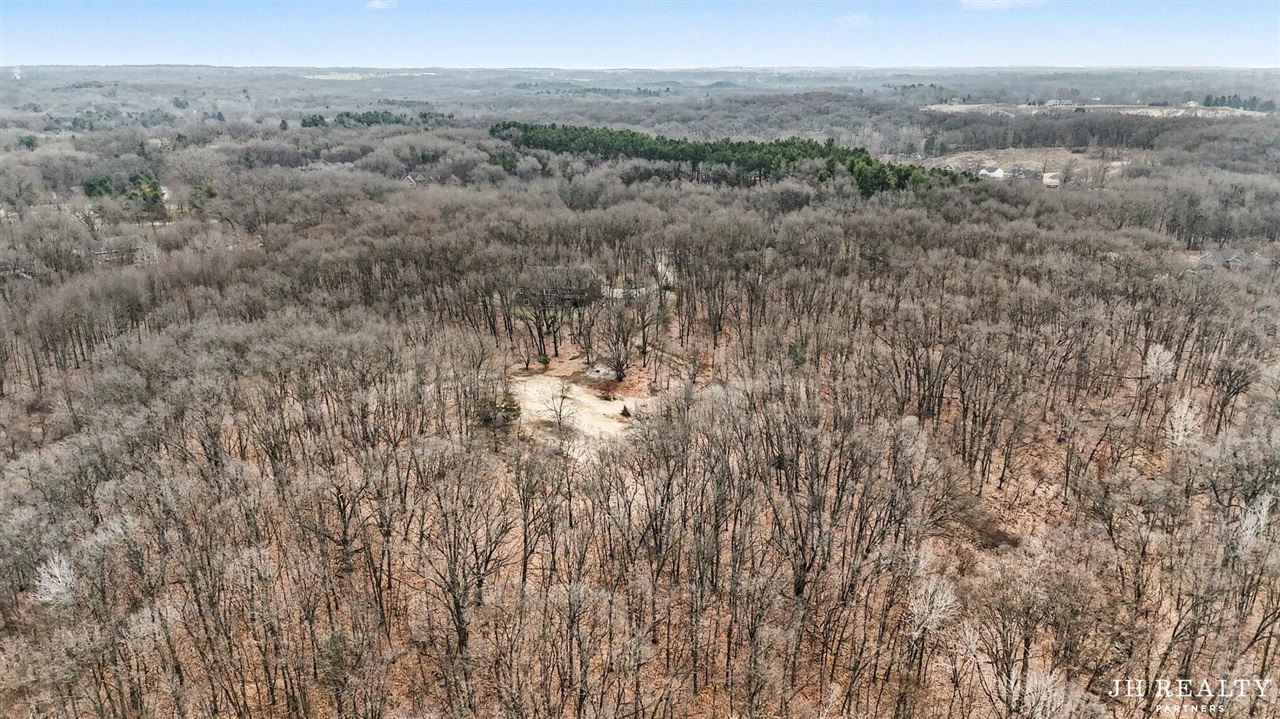 2627 Oak Highland Court, Lowell, MI, 49331