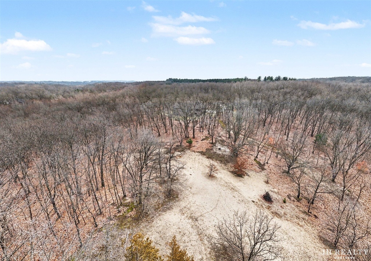 2627 Oak Highland Court, Lowell, MI, 49331