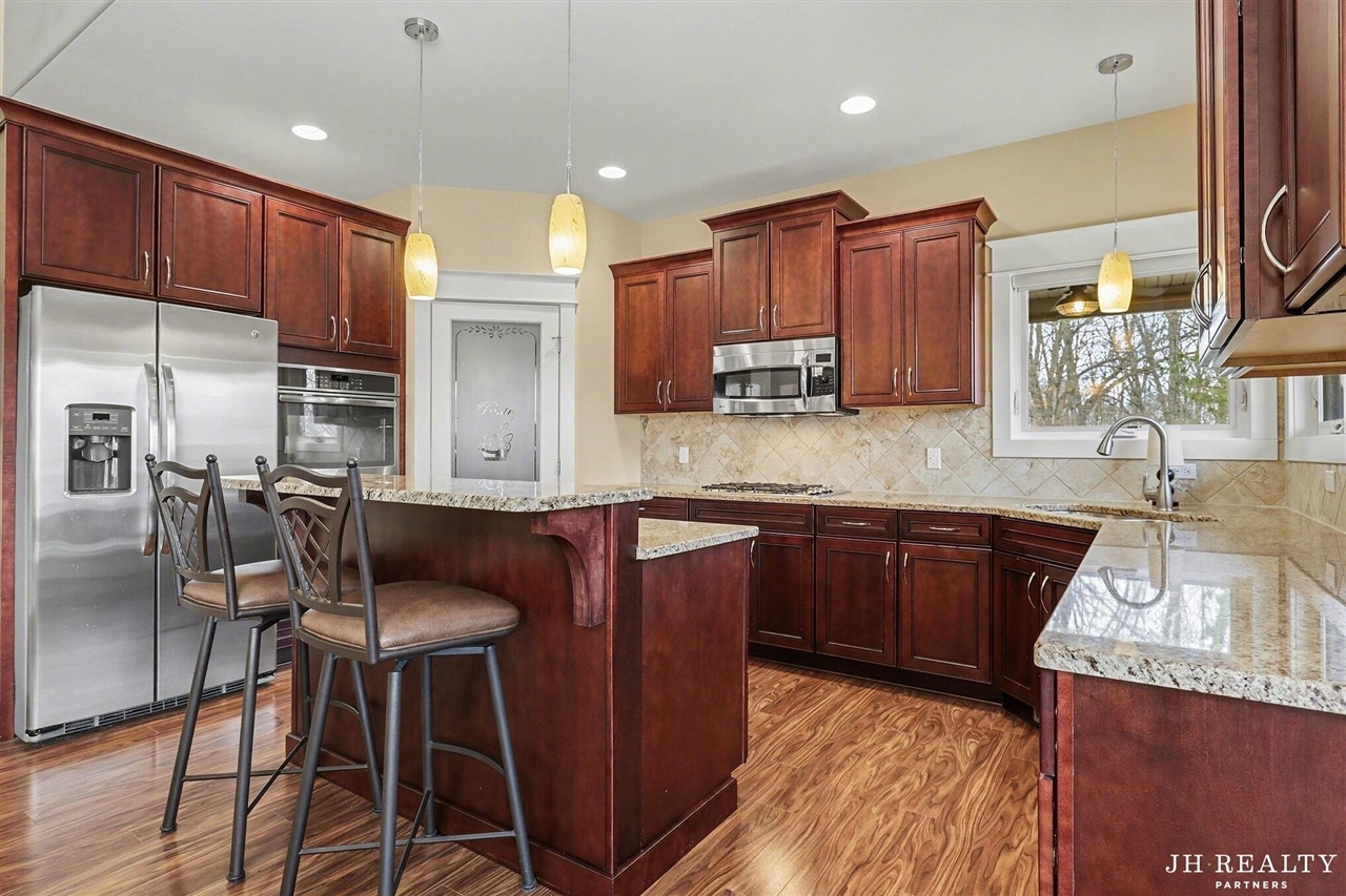 2627 Oak Highland Court, Lowell, MI, 49331