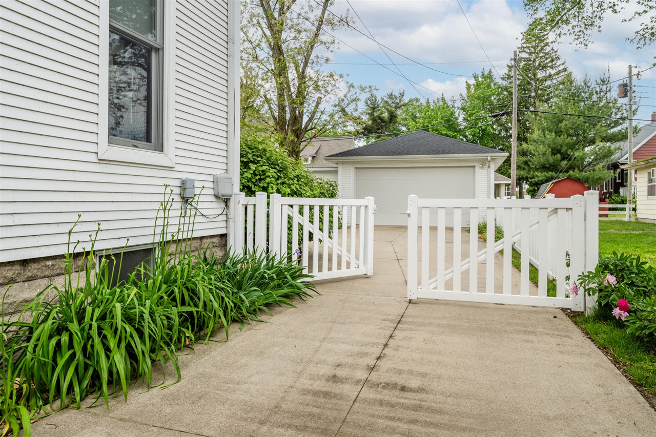 548 Archer Avenue, Saint Joseph, MI, 49085