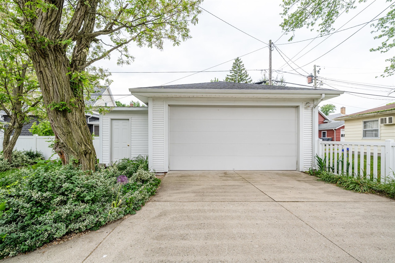 548 Archer Avenue, Saint Joseph, MI, 49085