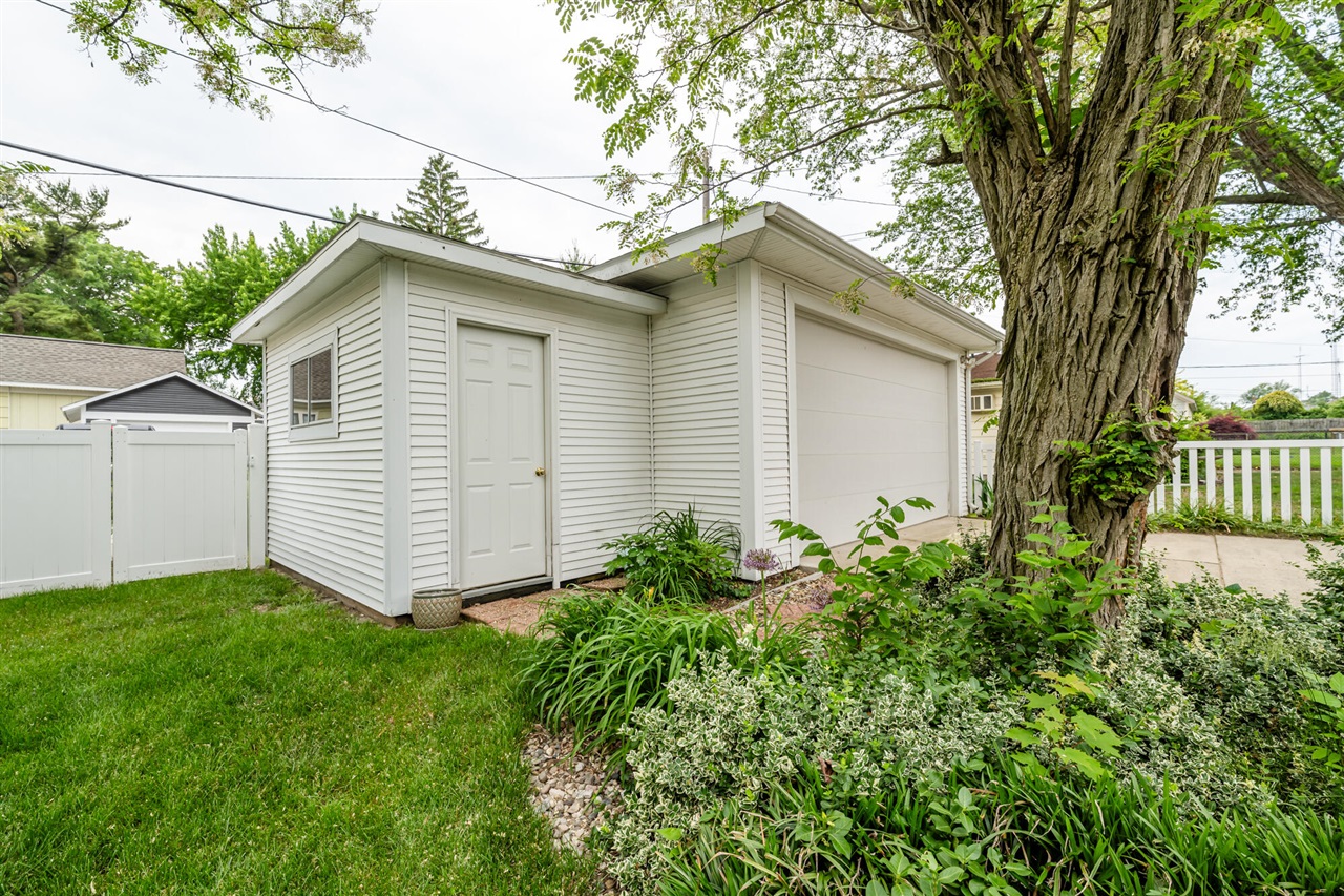 548 Archer Avenue, Saint Joseph, MI, 49085