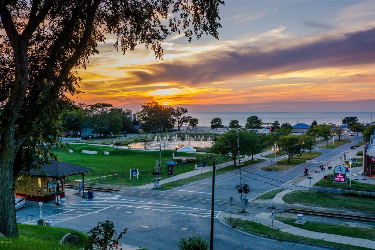 548 Archer Avenue, Saint Joseph, MI, 49085