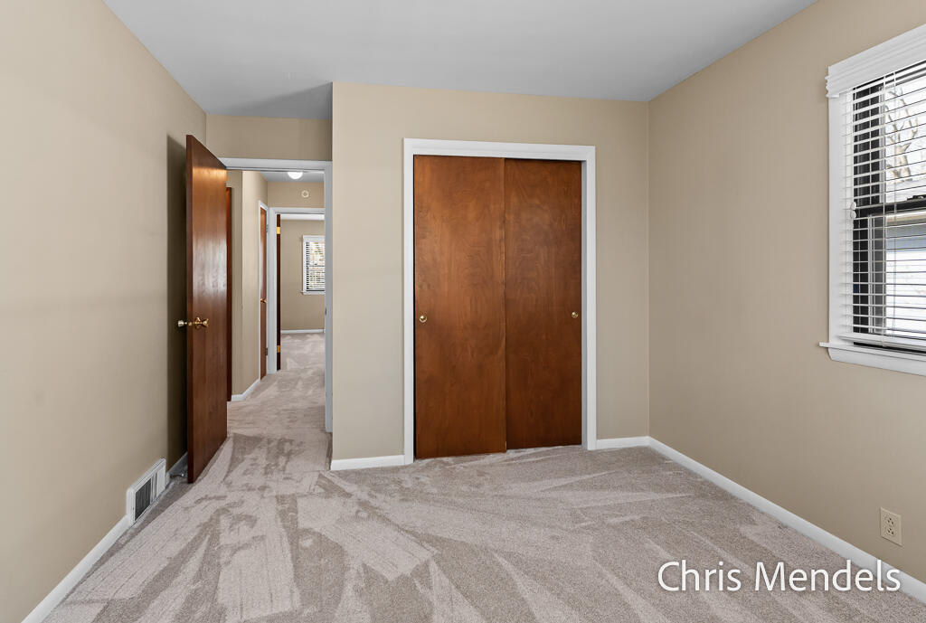 313 Robbins Road, Grand Haven, MI, 49417-9315