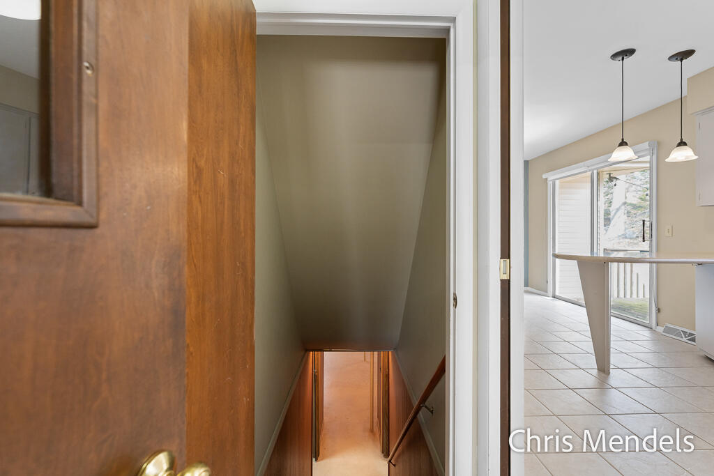 313 Robbins Road, Grand Haven, MI, 49417-9315