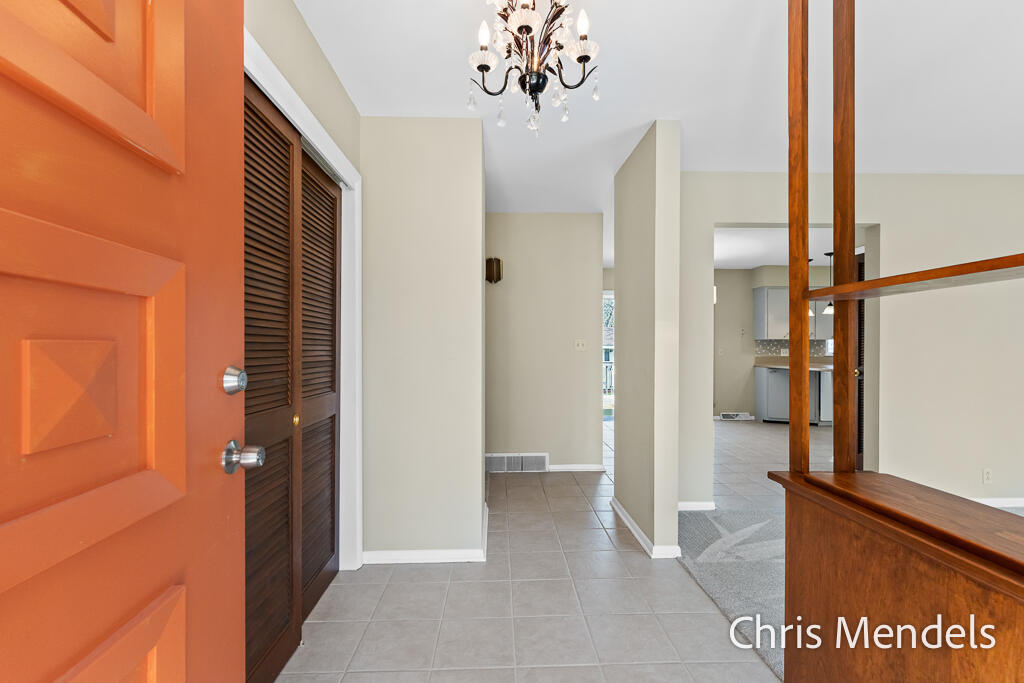 313 Robbins Road, Grand Haven, MI, 49417-9315