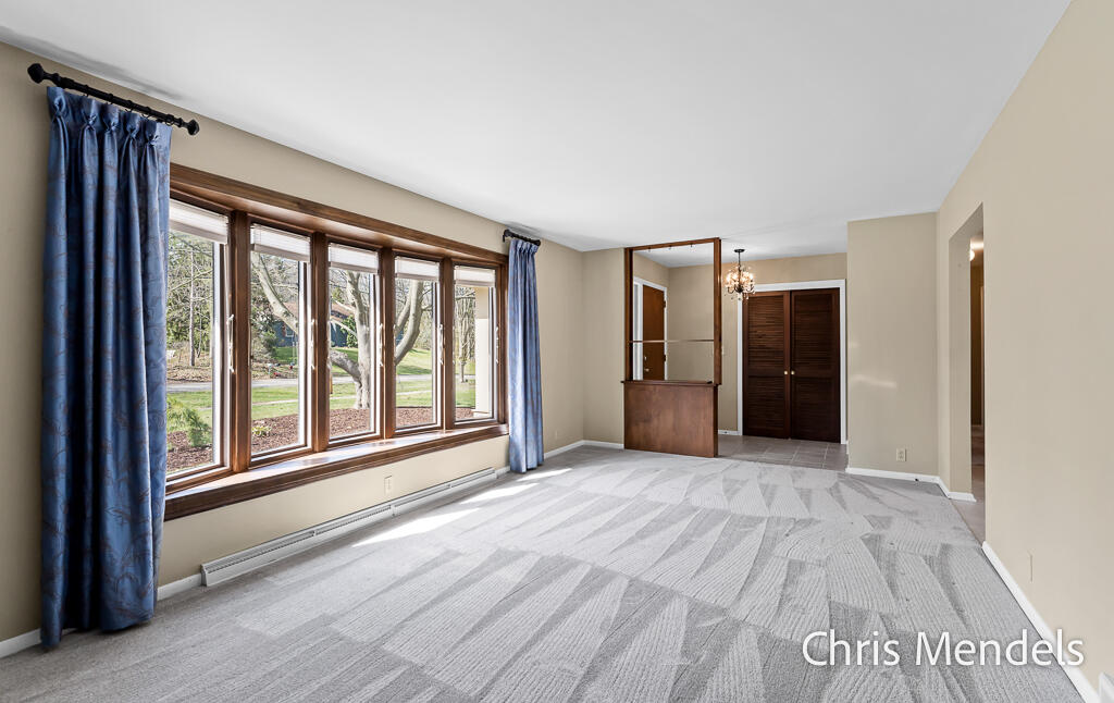 313 Robbins Road, Grand Haven, MI, 49417-9315