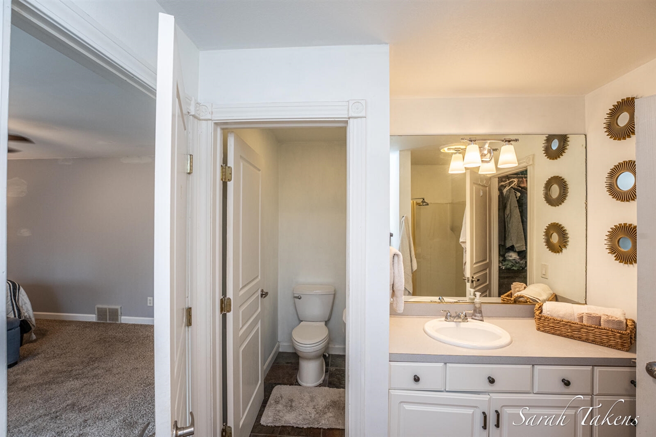 1106 Brookway Court, Norton Shores, MI, 49441-7007