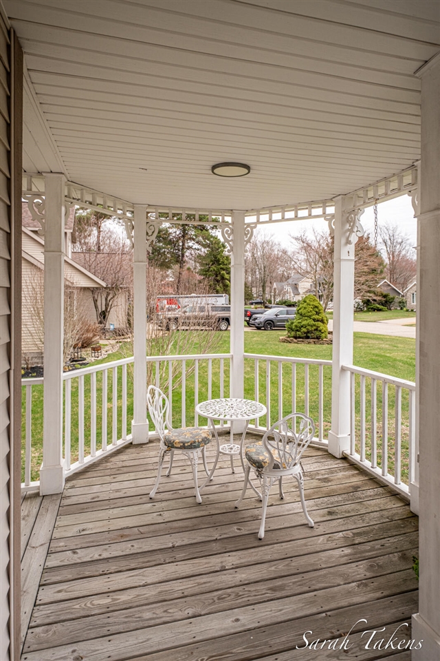 1106 Brookway Court, Norton Shores, MI, 49441-7007