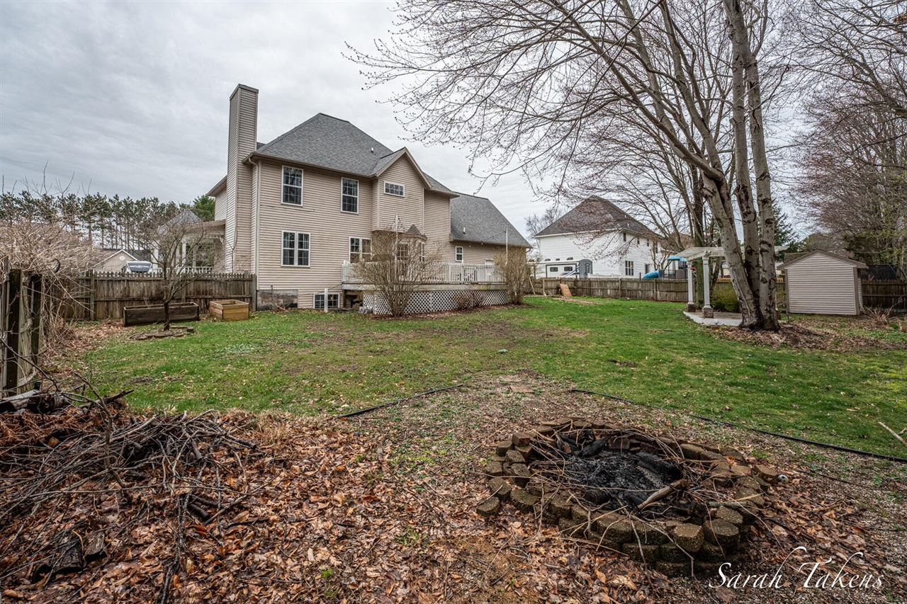 1106 Brookway Court, Norton Shores, MI, 49441-7007