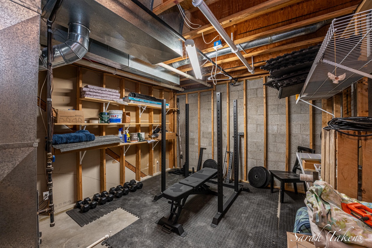 1106 Brookway Court, Norton Shores, MI, 49441-7007