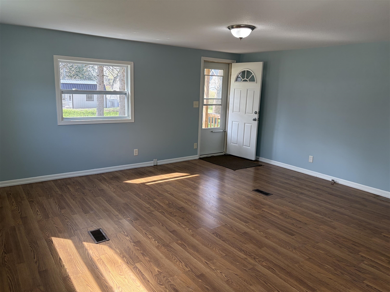 835 South Haven Place, South Haven, MI, 49090-1814