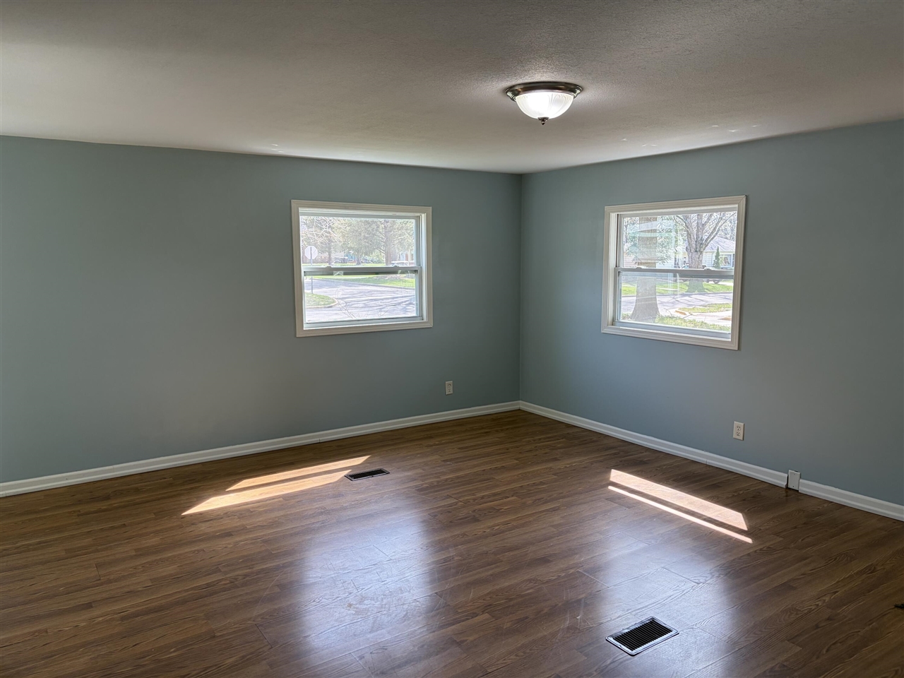 835 South Haven Place, South Haven, MI, 49090-1814