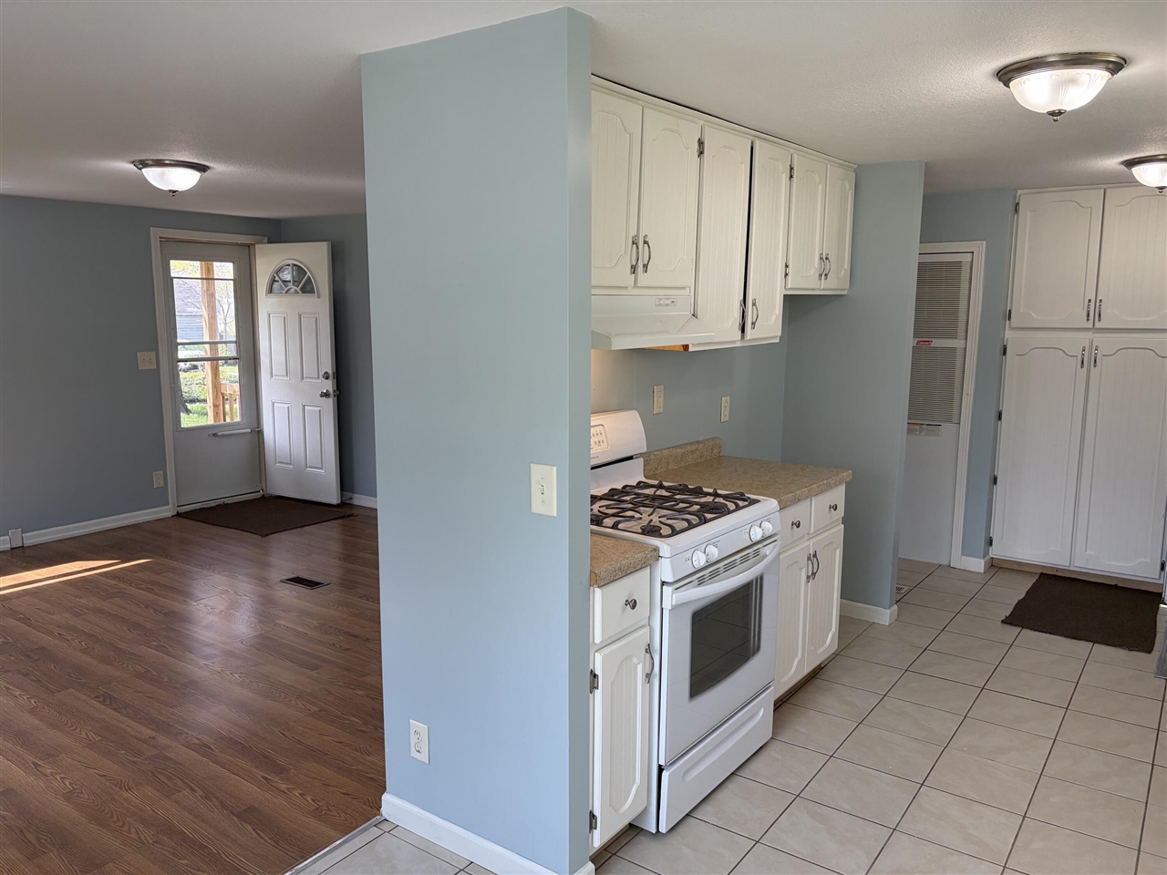 835 South Haven Place, South Haven, MI, 49090-1814