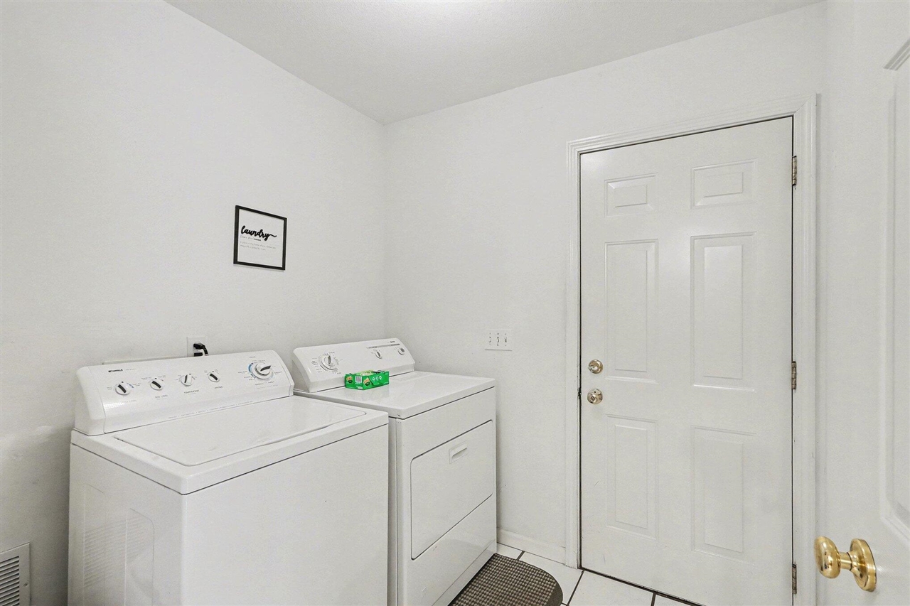 7865 Wapiti Street, Portage, MI, 49002