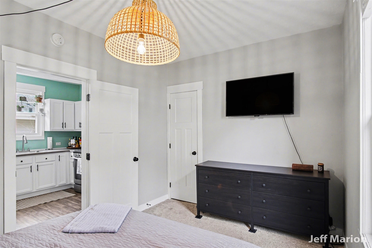 1523 North Avenue, Grand Rapids, MI, 49505