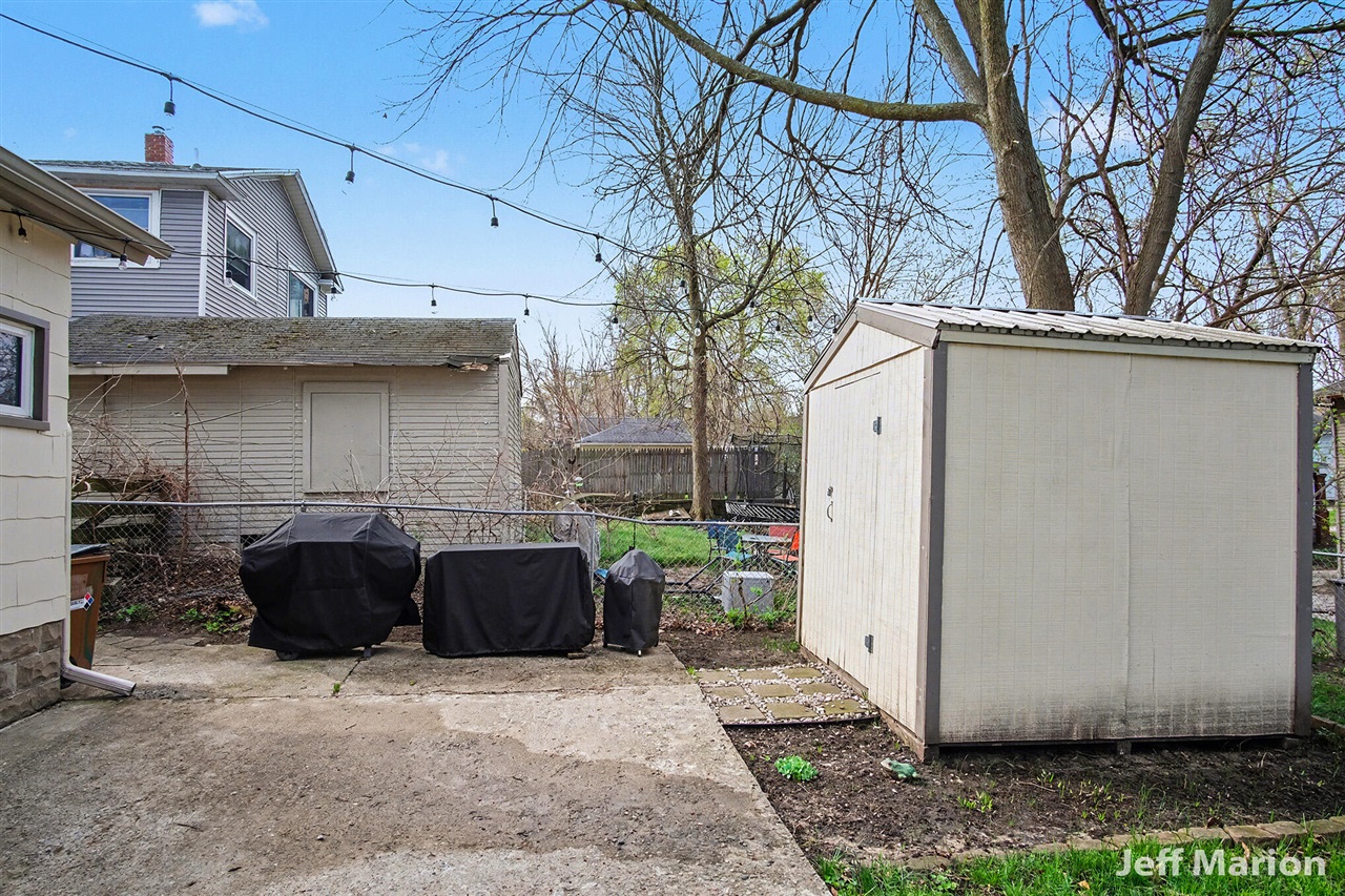 1523 North Avenue, Grand Rapids, MI, 49505