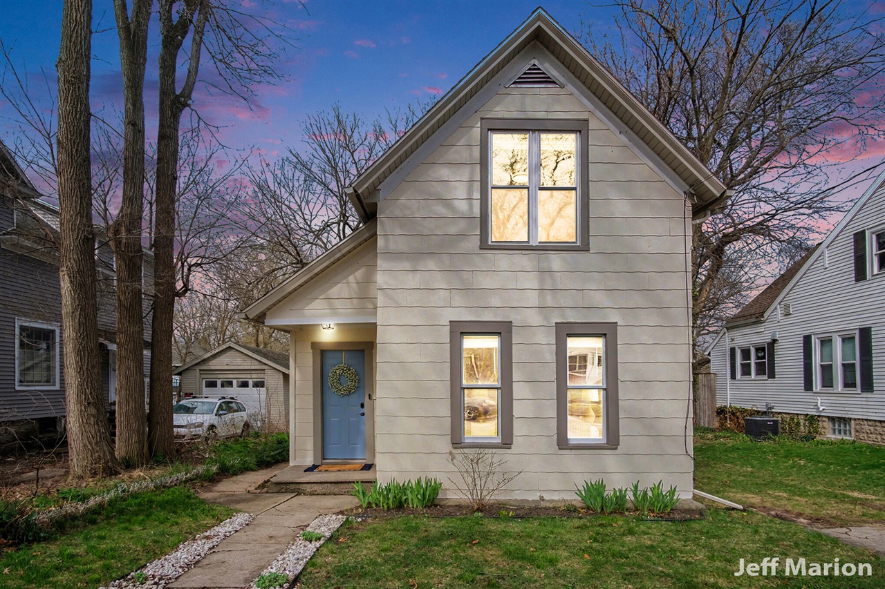 1523 North Avenue, Grand Rapids, MI, 49505