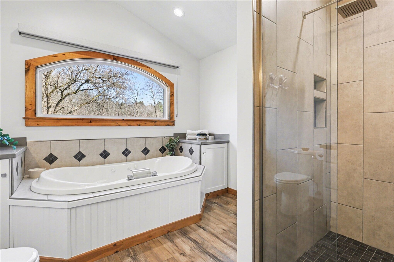 7150 Thornapple River Drive, Caledonia, MI, 49316-8306
