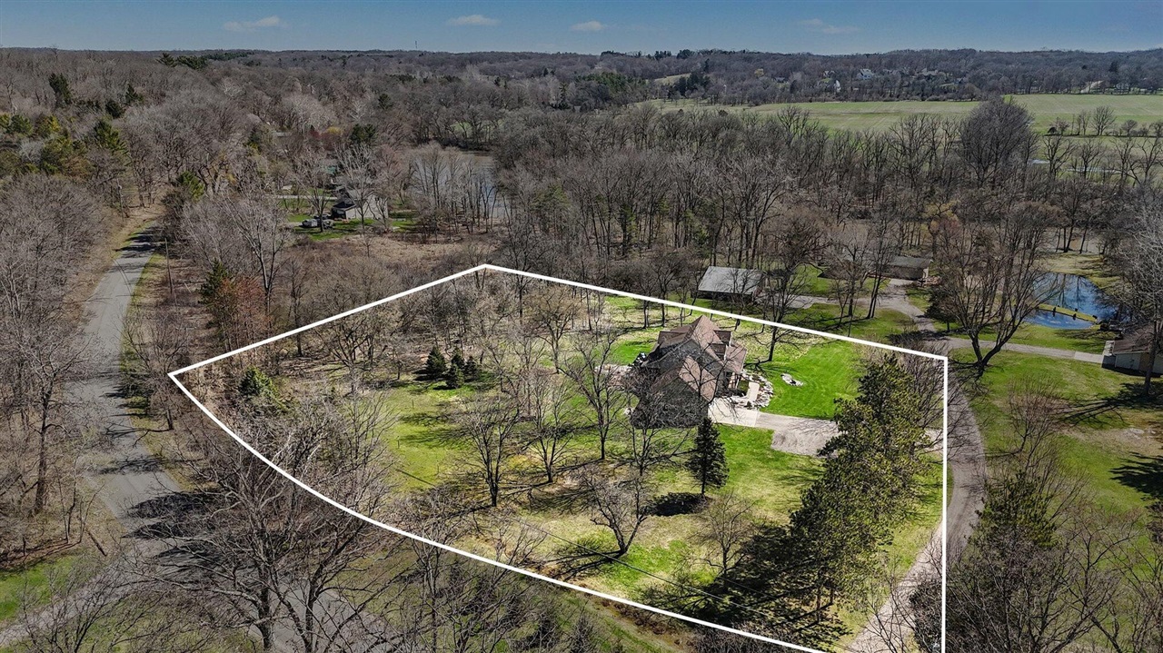 7150 Thornapple River Drive, Caledonia, MI, 49316-8306