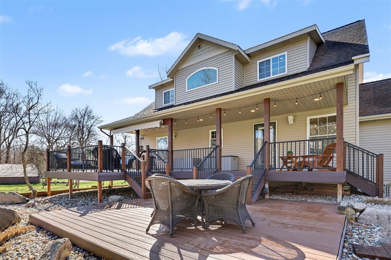 7150 Thornapple River Drive, Caledonia, MI, 49316-8306