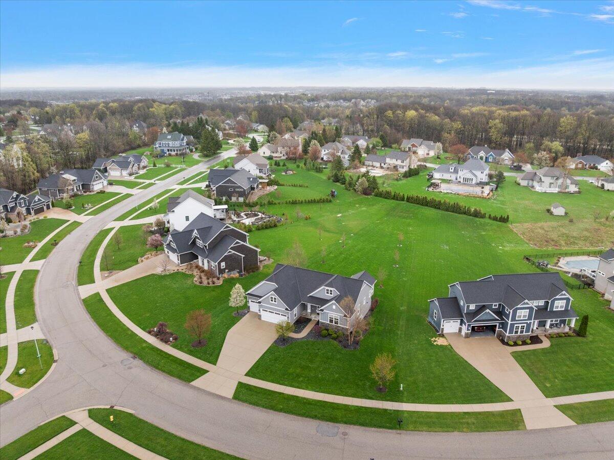 5734 Stonebridge Drive, Grandville, MI, 49418-3239