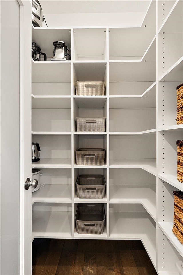 5734 Stonebridge Drive, Grandville, MI, 49418-3239