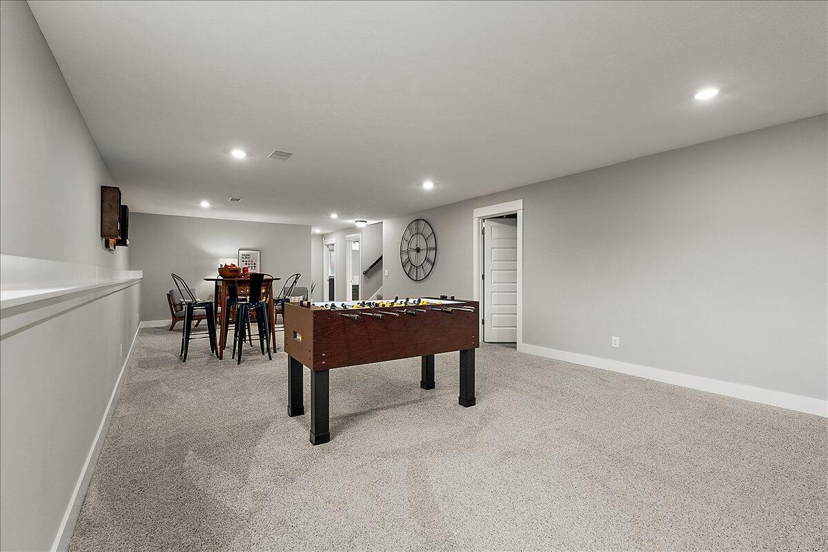 5734 Stonebridge Drive, Grandville, MI, 49418-3239