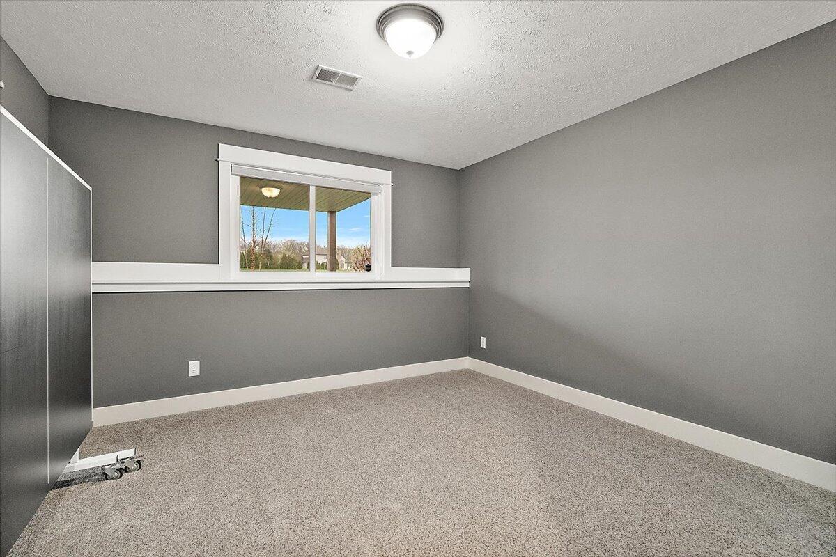 5734 Stonebridge Drive, Grandville, MI, 49418-3239