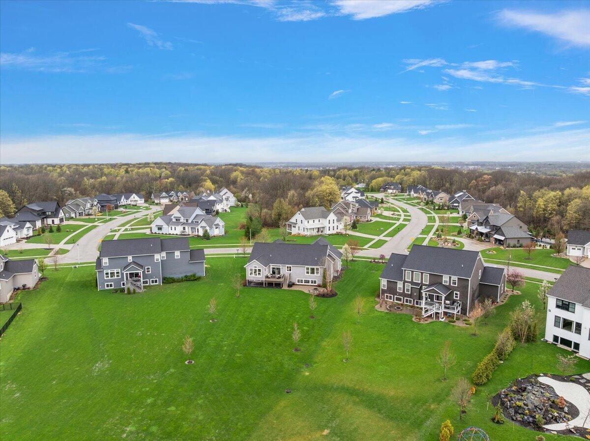 5734 Stonebridge Drive, Grandville, MI, 49418-3239