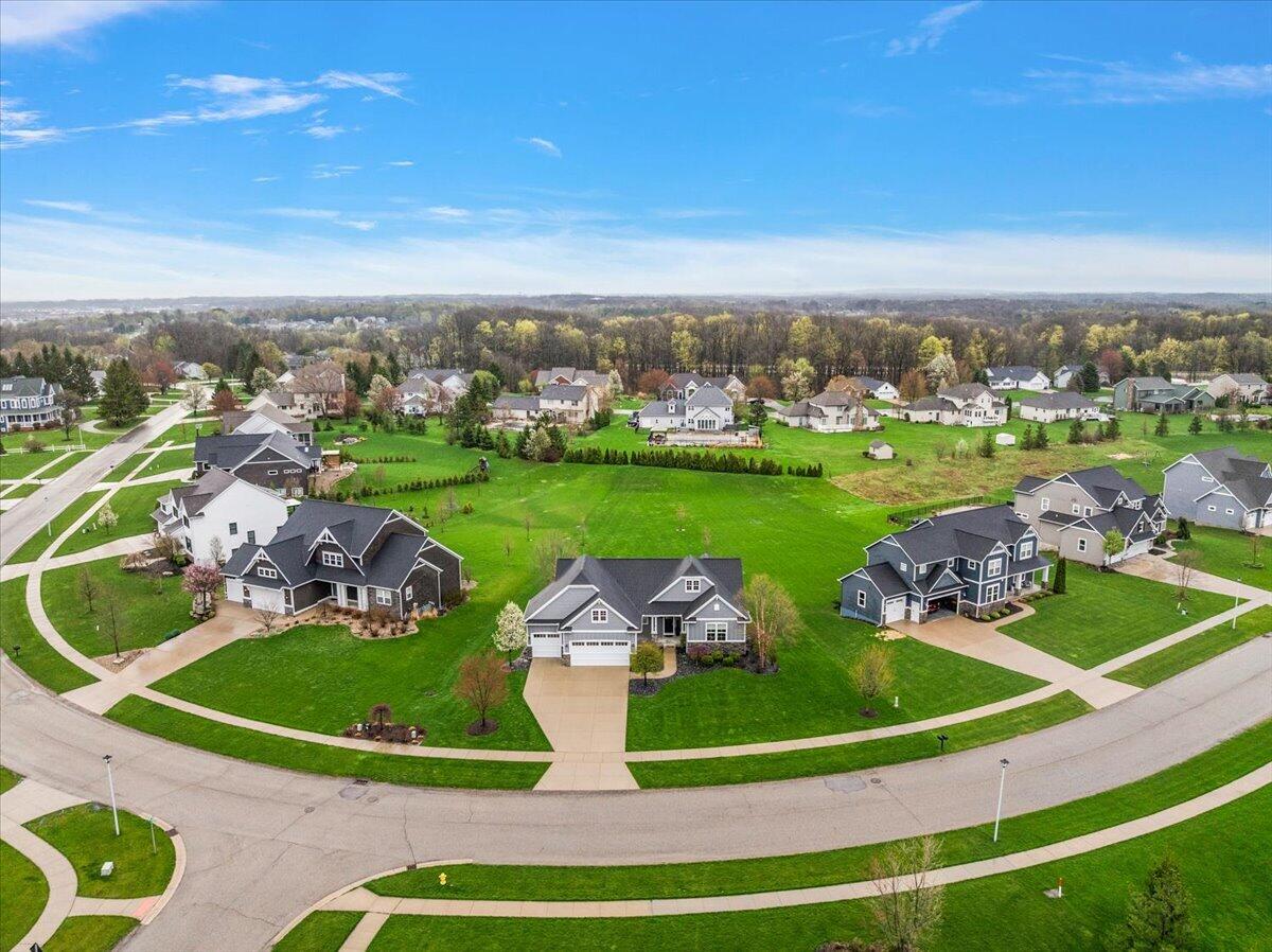 5734 Stonebridge Drive, Grandville, MI, 49418-3239