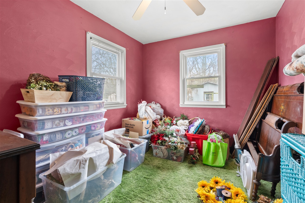 220 Mary Street, Plainwell, MI, 49080-1138