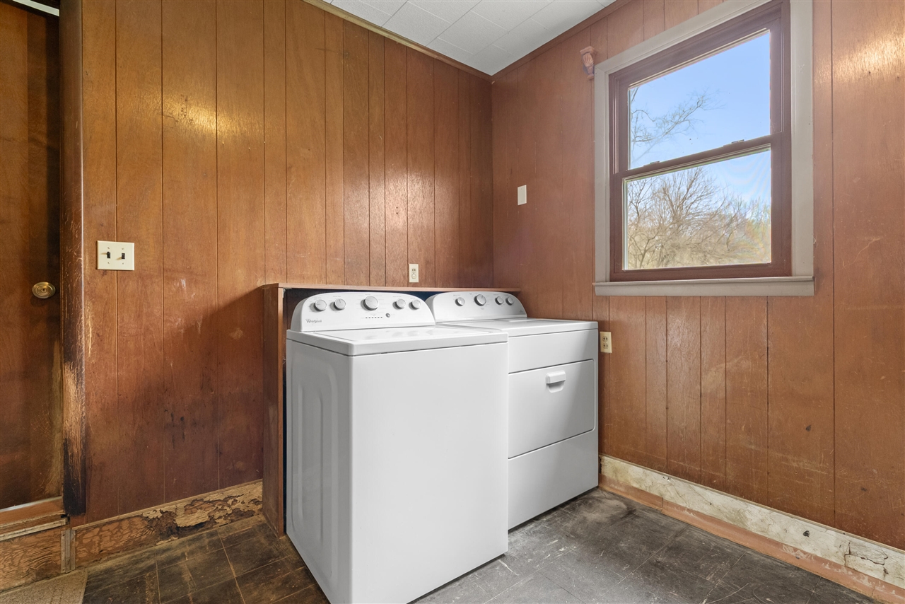 220 Mary Street, Plainwell, MI, 49080-1138