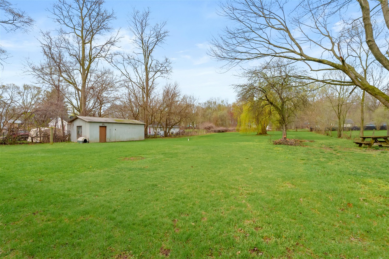 220 Mary Street, Plainwell, MI, 49080-1138