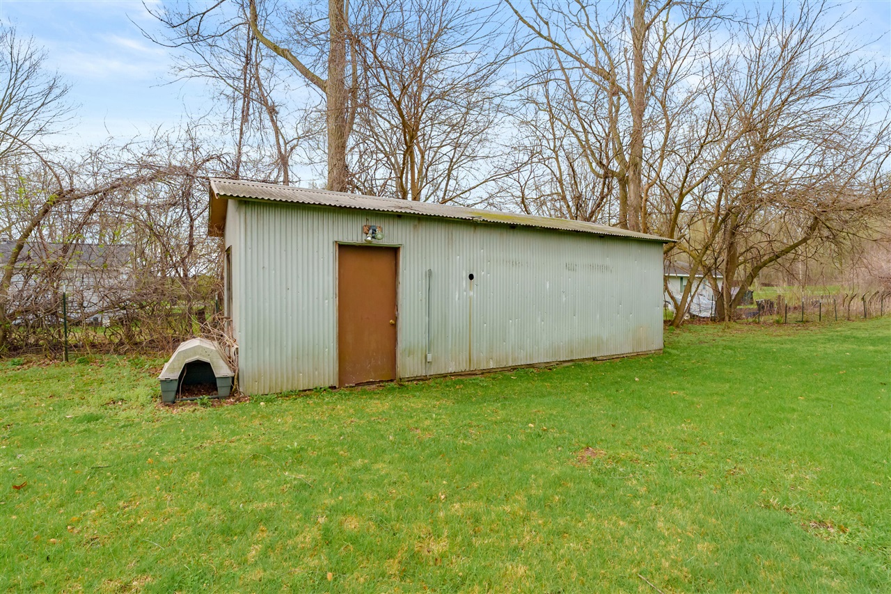 220 Mary Street, Plainwell, MI, 49080-1138