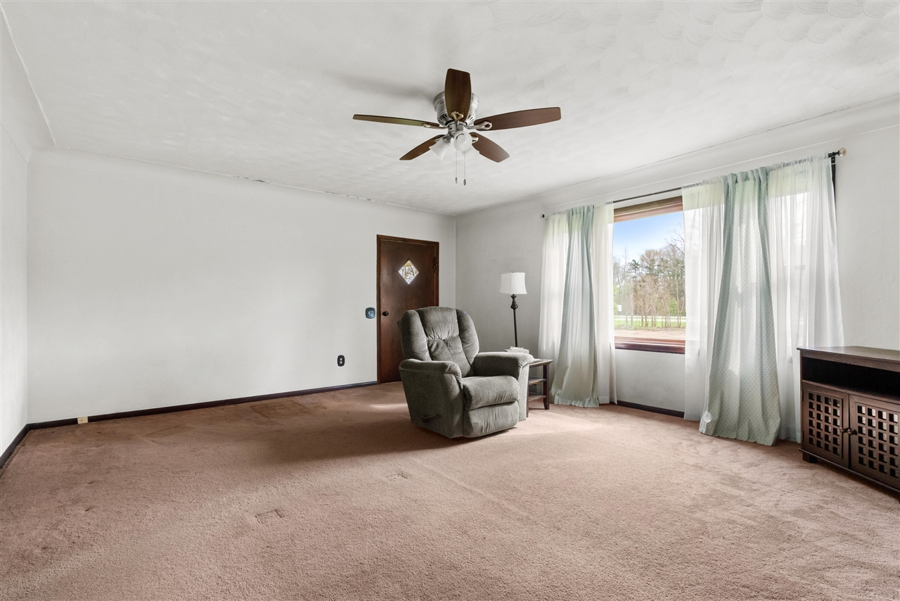 220 Mary Street, Plainwell, MI, 49080-1138