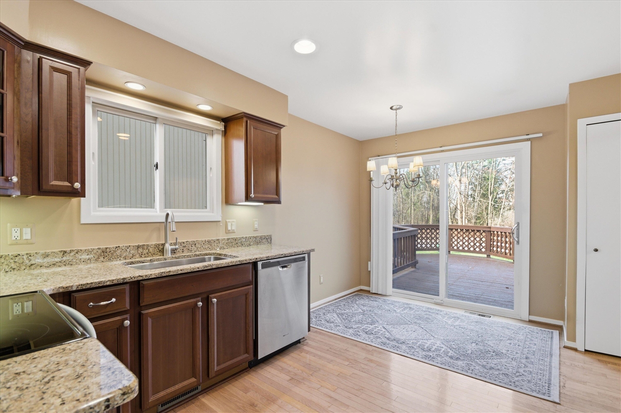 6241 Gatewood, West Bloomfield, MI, 48322-1066