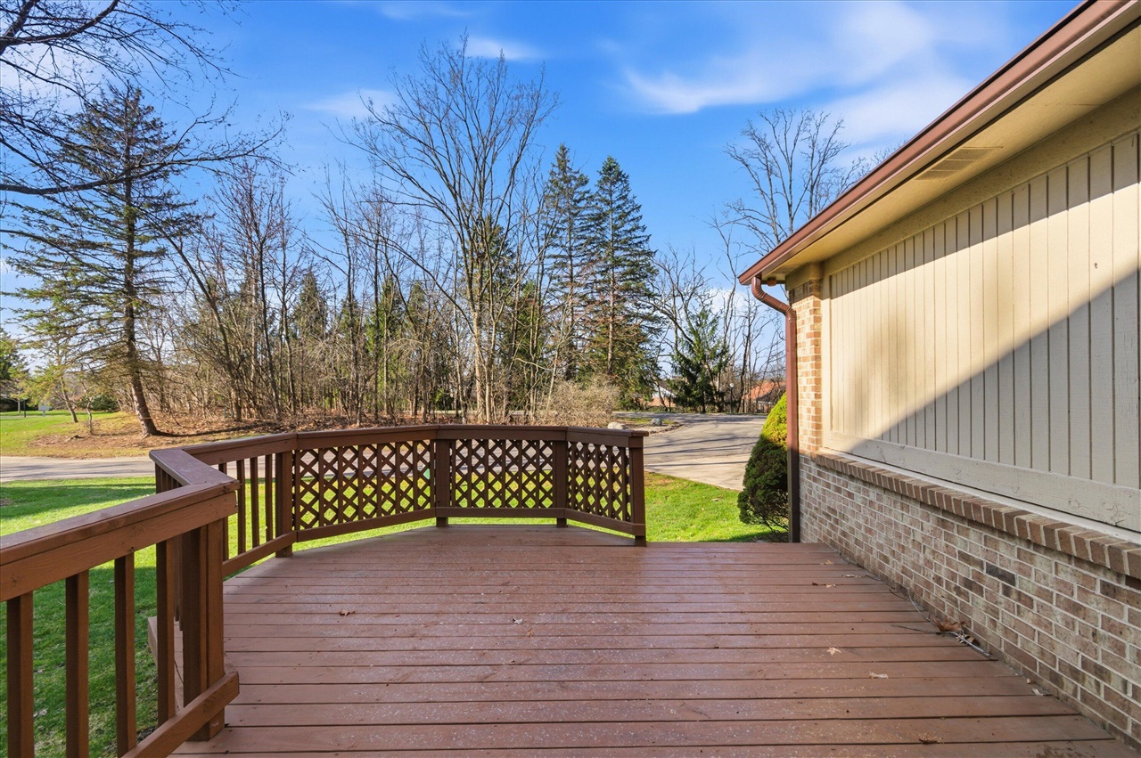 6241 Gatewood, West Bloomfield, MI, 48322-1066