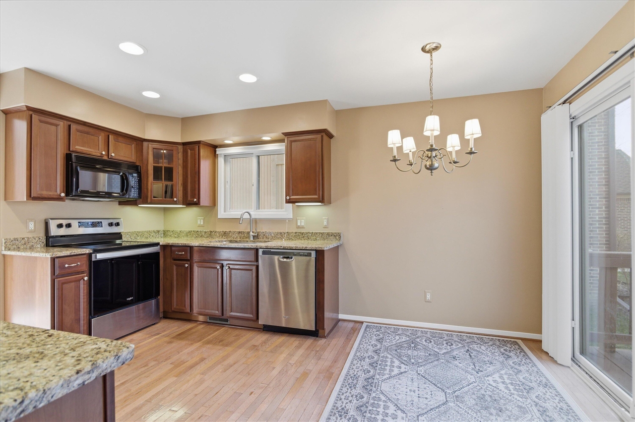 6241 Gatewood, West Bloomfield, MI, 48322-1066