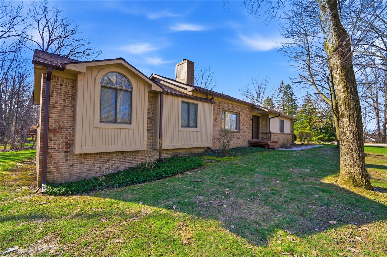 6241 Gatewood, West Bloomfield, MI, 48322-1066