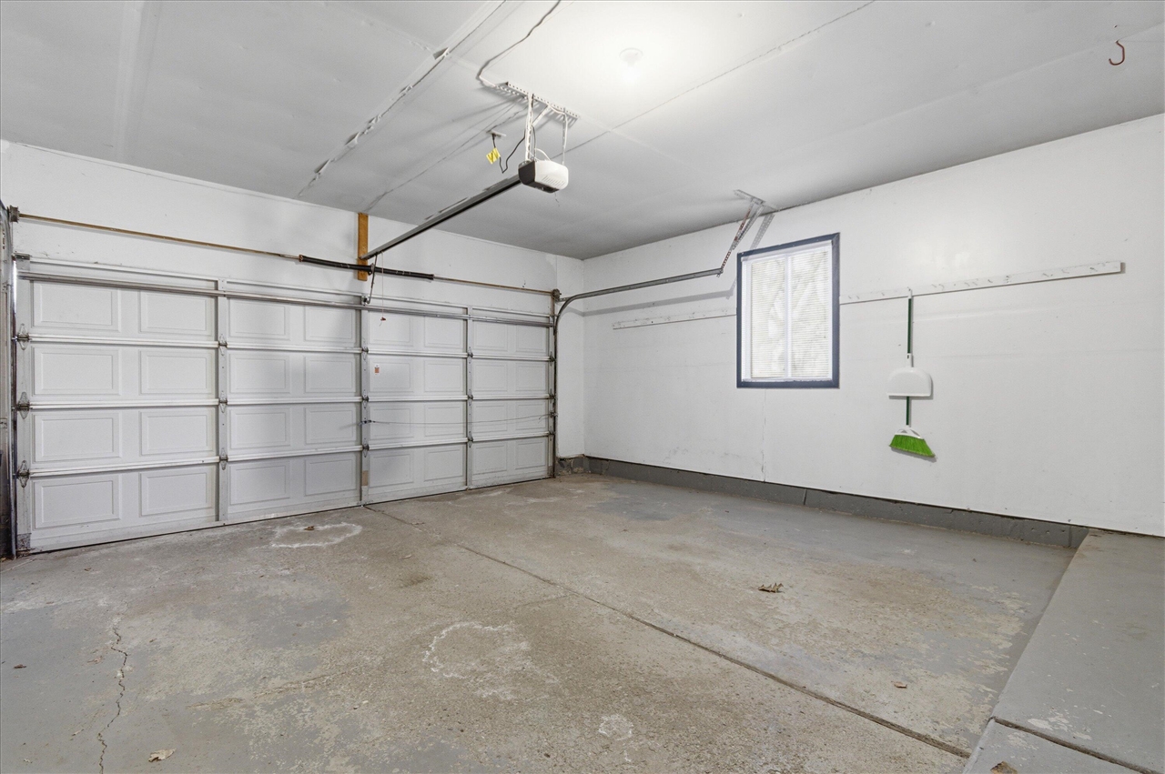 6241 Gatewood, West Bloomfield, MI, 48322-1066