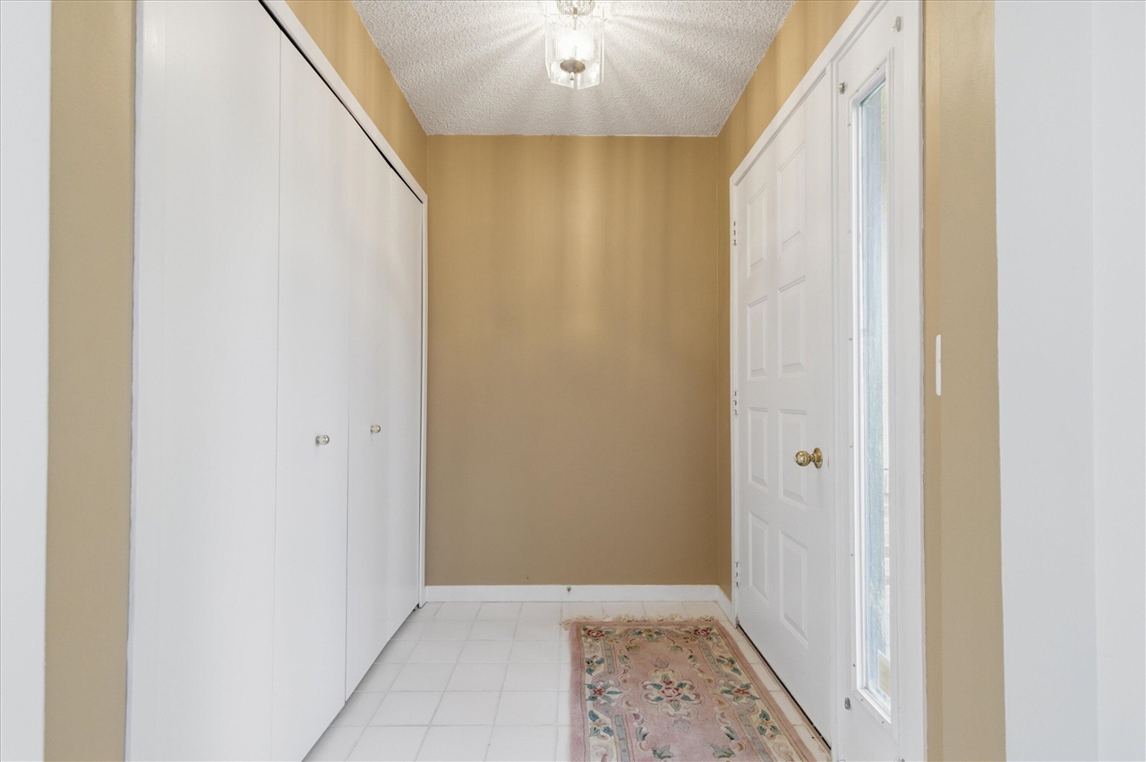 6241 Gatewood, West Bloomfield, MI, 48322-1066