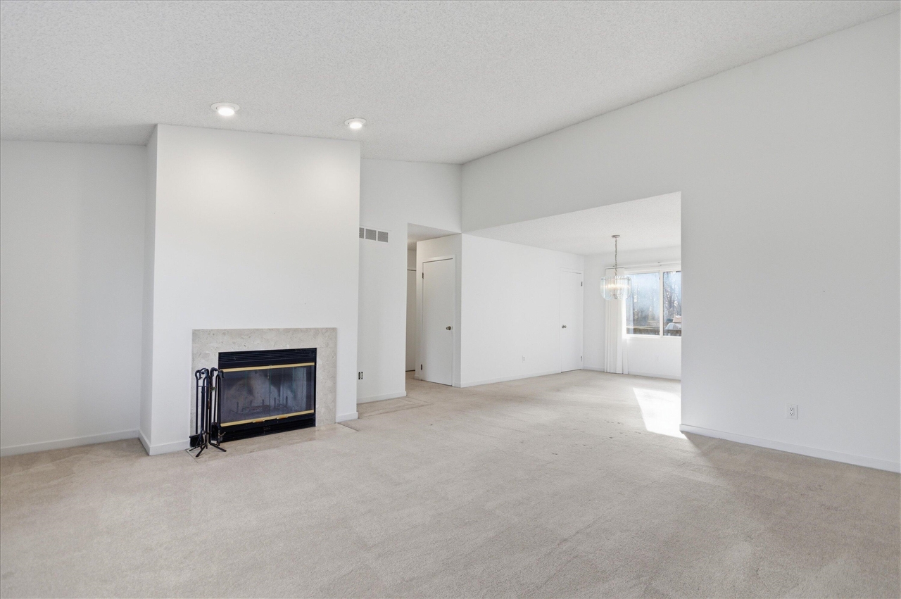 6241 Gatewood, West Bloomfield, MI, 48322-1066