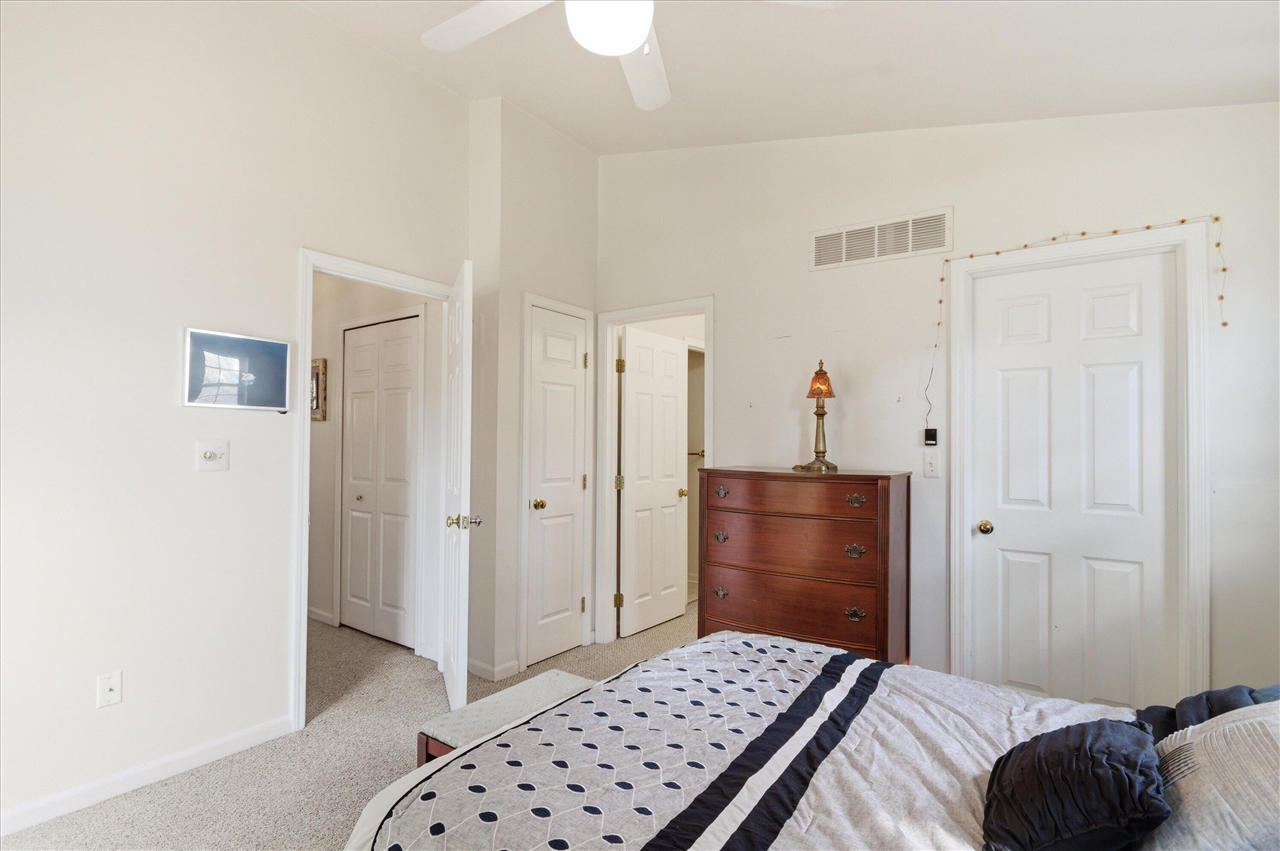 2670 Packard Road, Ann Arbor, MI, 48104-6831