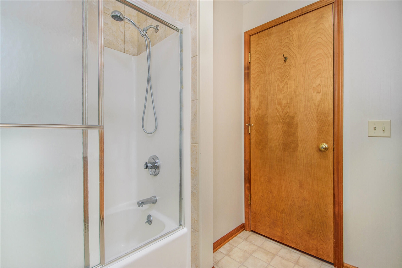 4180 Ivanrest Avenue, Grandville, MI, 49418-2562