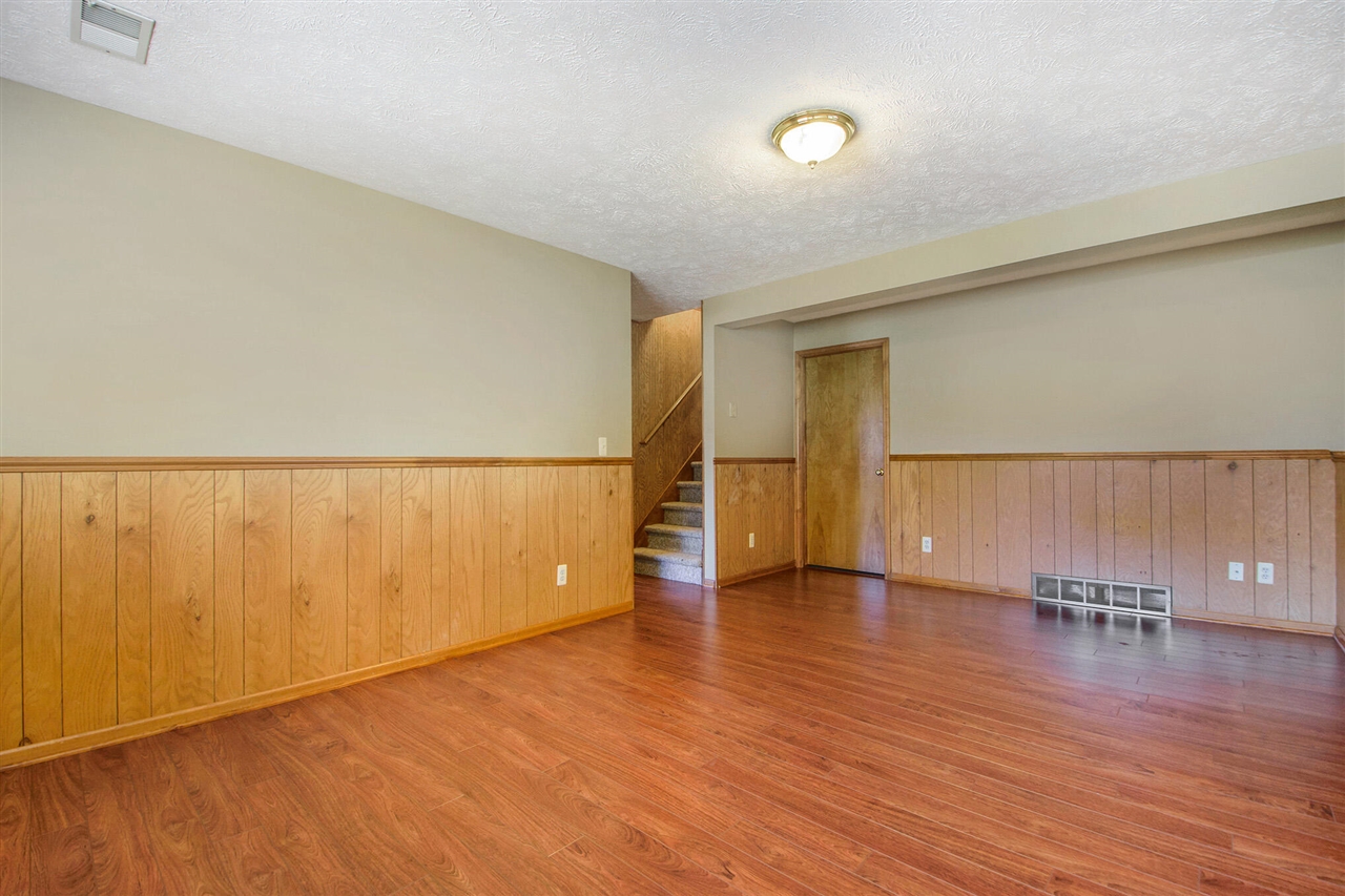 4180 Ivanrest Avenue, Grandville, MI, 49418-2562