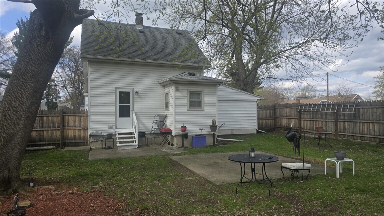 140 Greenly Street, Adrian, MI, 49221